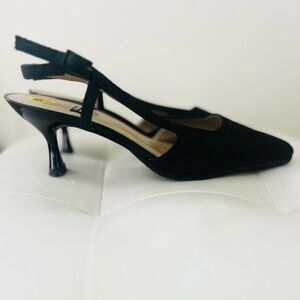 Stuart Weitzman Black Slingback Square Toe Kitten Heels BNWT Size 5.5